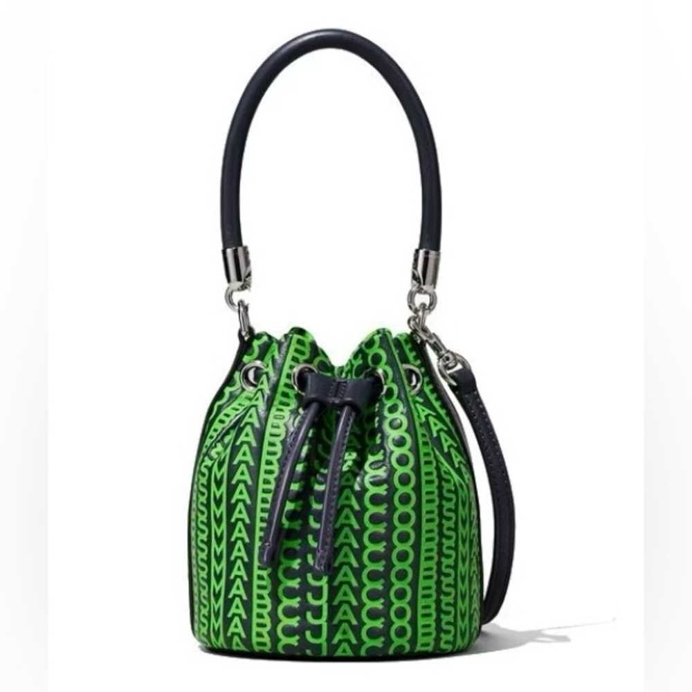 NEW Marc Jacobs Bucket Leather  bag full inclusion